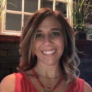 Meet your Posher, Courtney